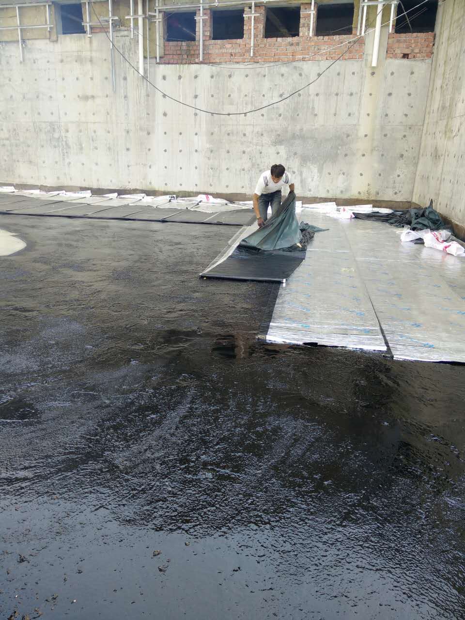 建德市金色陽(yáng)光非固化、自粘卷材案例